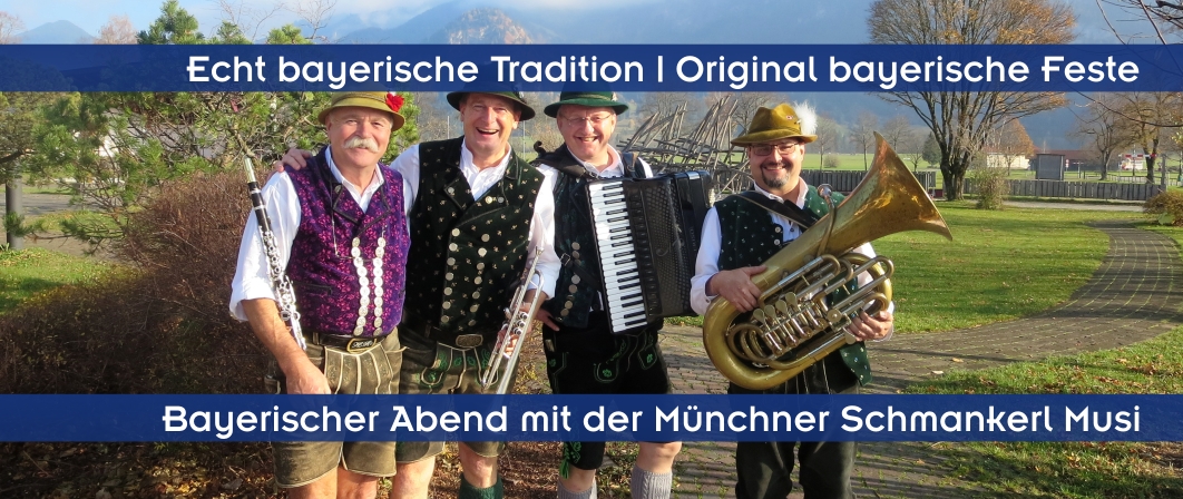 Bayerische Blaskapelle: 4 Musiker der Münchner Schmankerl Musi mit Klarinette, Trompete, Akkordeon und Tuba