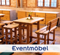 Rustikale Eventmöbel für bayerischer Abend mieten Hochtisch-Garnituren und Buffeltische in der Location Sägewerk am Mondsee